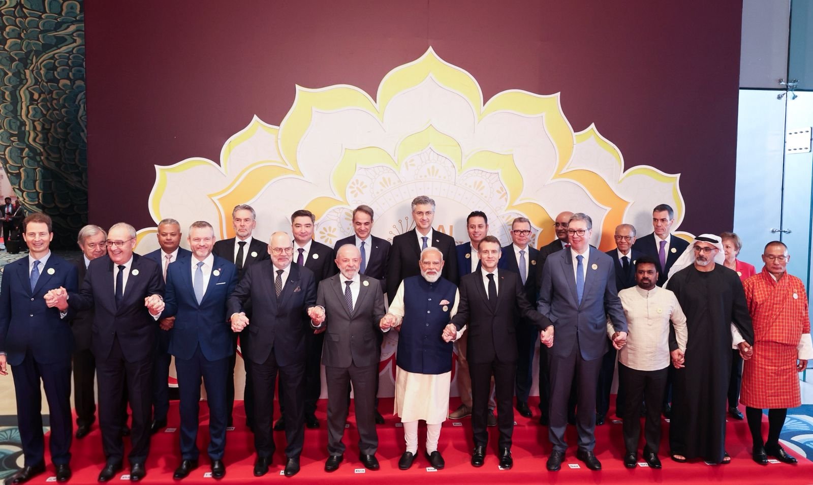PM Modi with the world Leaders in AI Impact Summit 2026 in India