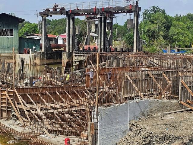 Gov’t to procure 40 hydroflo, mobile pumps to boost flood mitigation countrywide