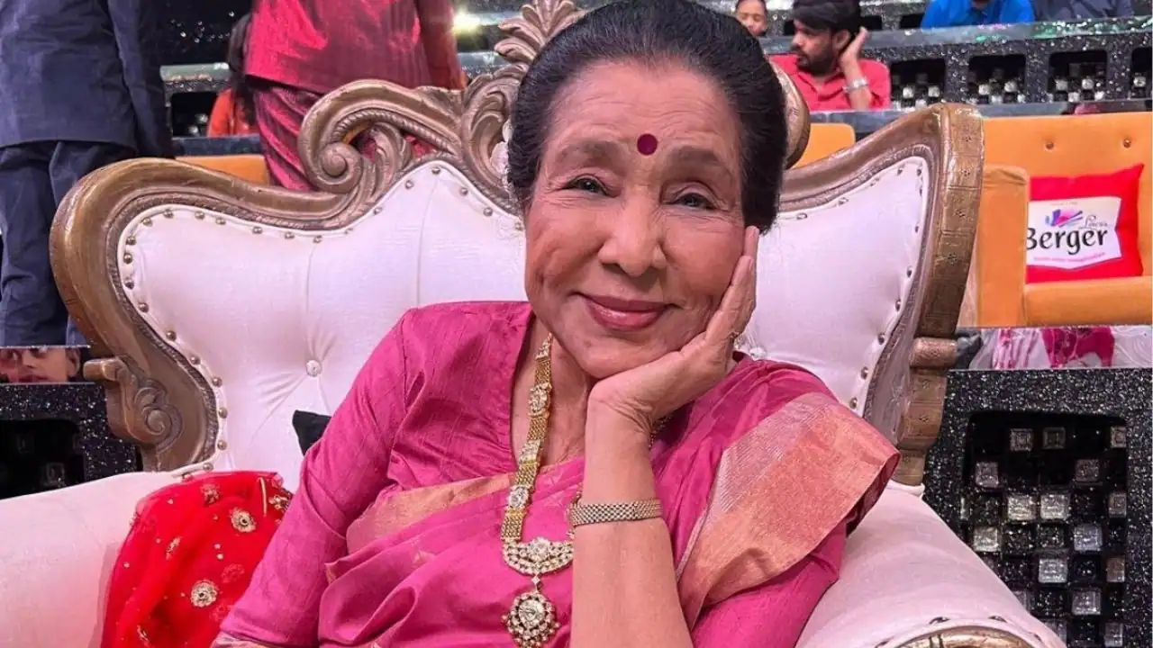 Legendary playback singer Asha Bhosle