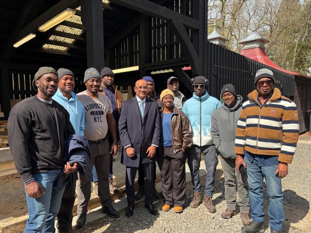 Vice President engages with students from Antigua and Barbuda