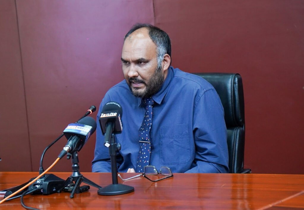 Secretary of the Commission, Javed Shadick
